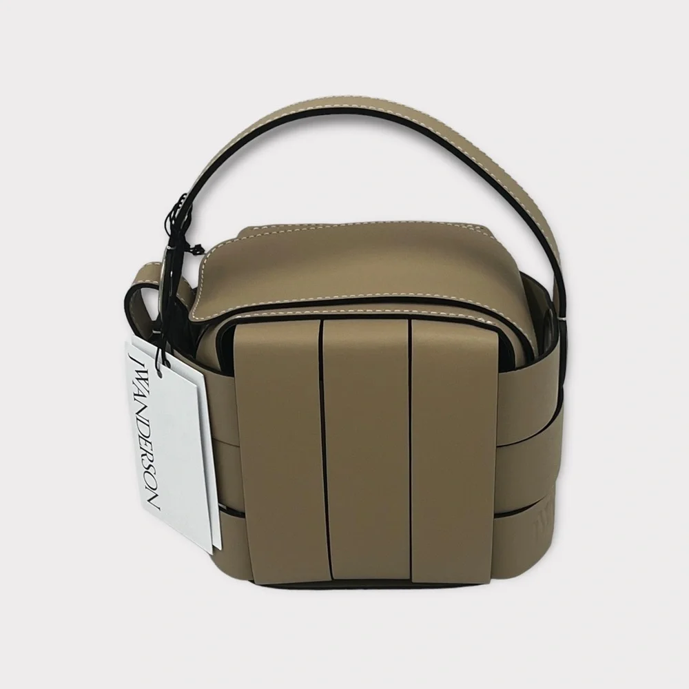 JW Anderson Beige Knot Bag NEW - Picture 5 of 12